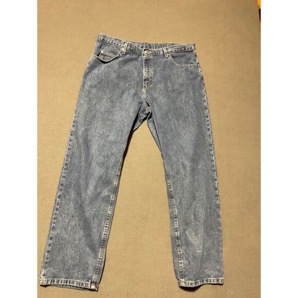 Wrangler Relaxed Fit Jeans 38x32 Made in Mexico 100% Cotton Denim - Picture 1 of 6